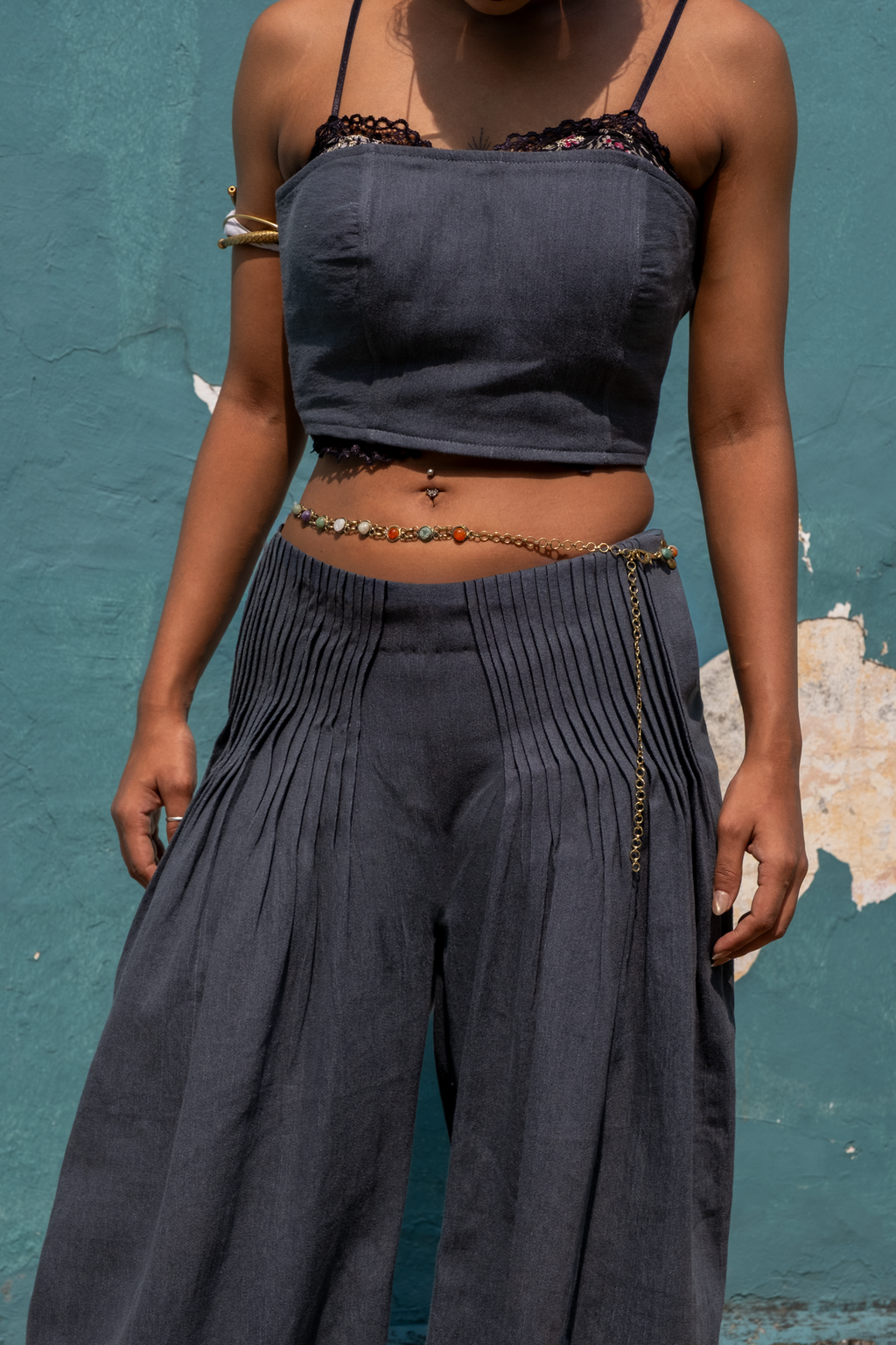 RAAHI Pleated Pants