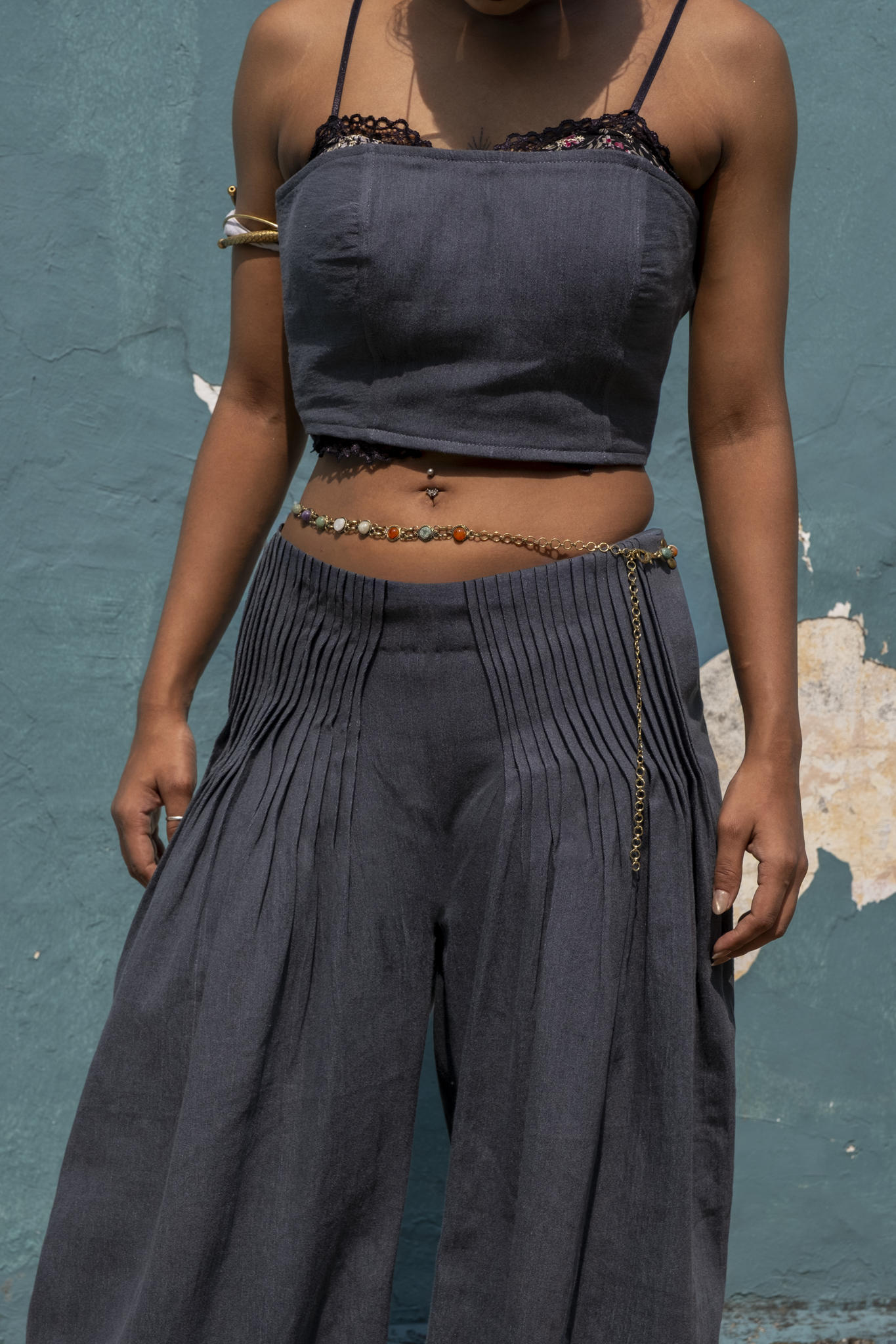 RAAHI Pleated Pants